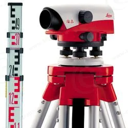 Niveau de chantier Leica NA720 avec trépied alu et mire alu 4m