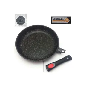 Poêle 24 cm en pierre,  Espace cuisine