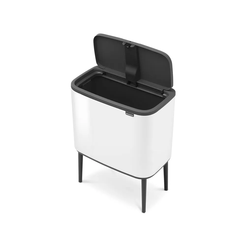 Touch Bin sur pieds 36 l blanc Code R Brabantia 